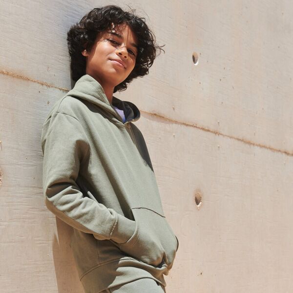 Kids sustainable fashion hoodie Thumbnail